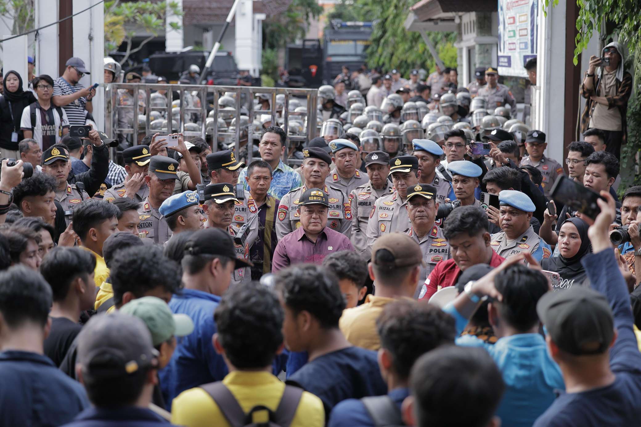 DPRD Kalsel sambut Aspirasi BEM se-Kalsel Terkait Dinamika Pilkada